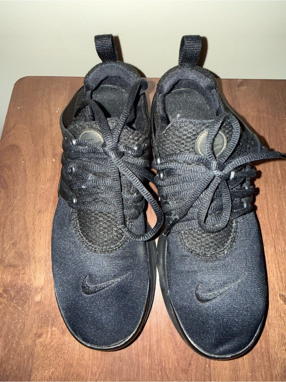 Nike Kids Black Knit Low-Top Sneakers